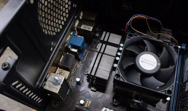 電腦如何組裝