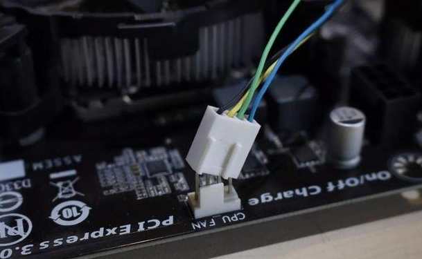 電腦如何組裝