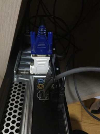 電腦顯示器