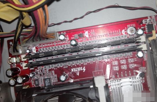 電腦開不了機